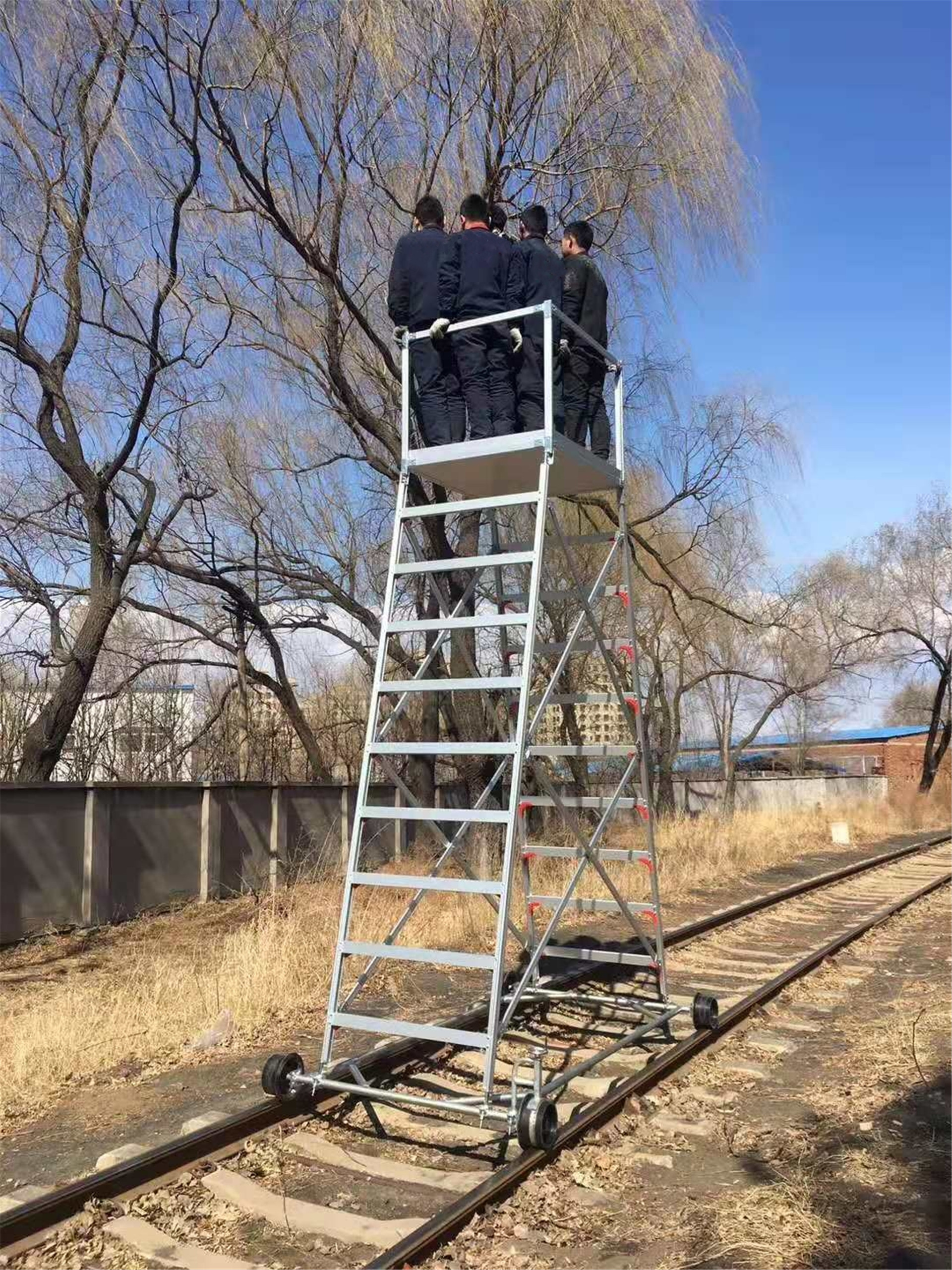 高铁维护移动平台